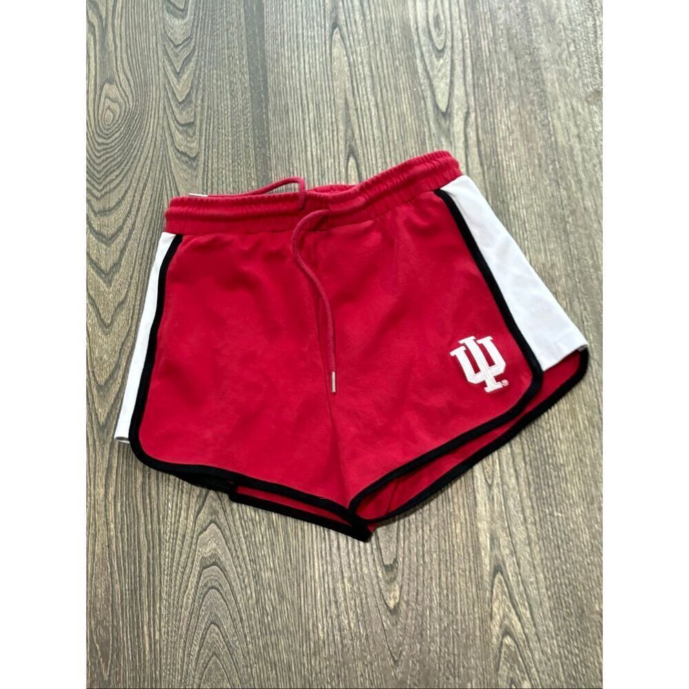 Hype and Vice Womens Indiana University Retro Shorts Mid Rise Red/White Size M